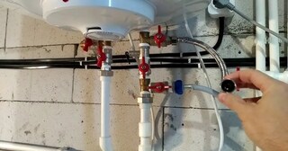 Установка накопительного водонагревателя в Спасске-Дальнем в октябре