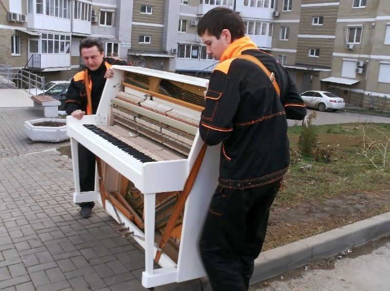 Перевозка пианино и рояля в Спасске-Дальнем — цена от 828 руб., грузчики, упаковка — Мастер24